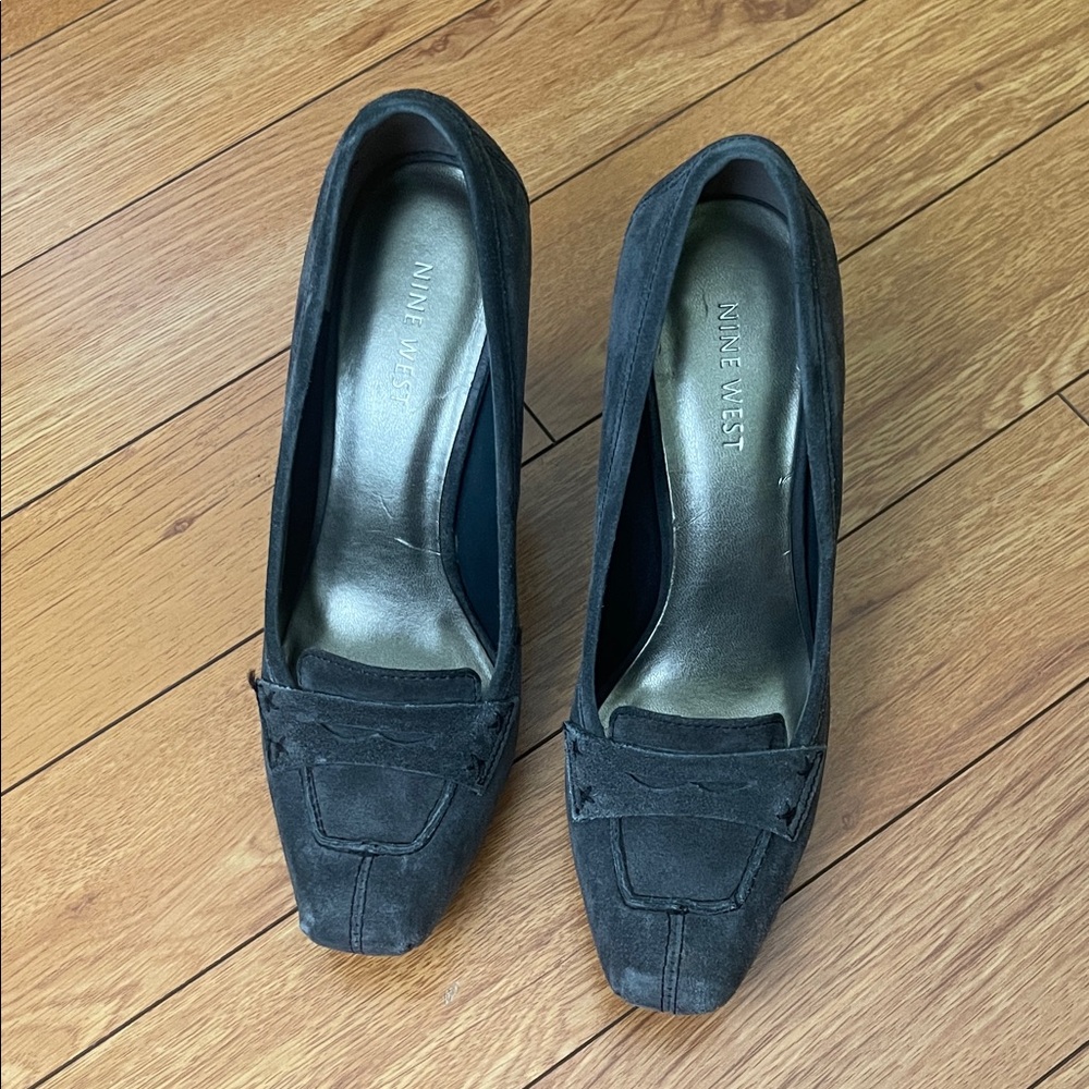 Nine West Dark Gray Suede Square-Toe Heels